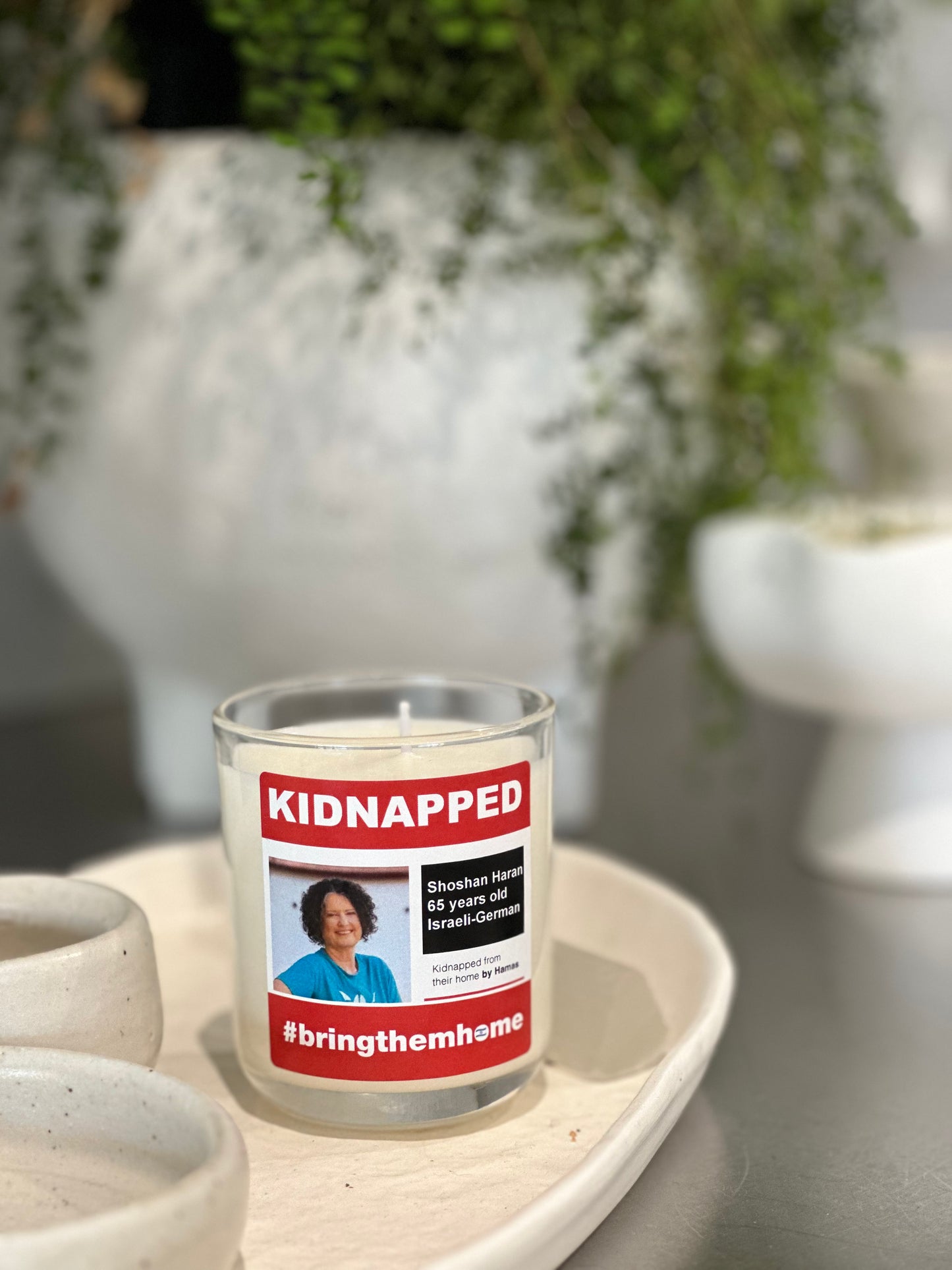 Light Up With Hope - Bring them Home Now (Citronella)